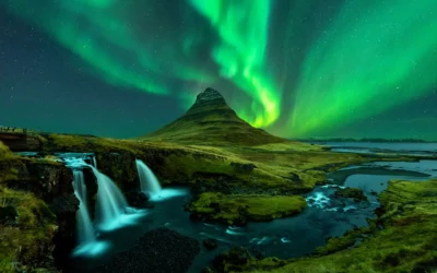 Chasing the Aurora: A Journey to Witness the Northern Lights in Iceland